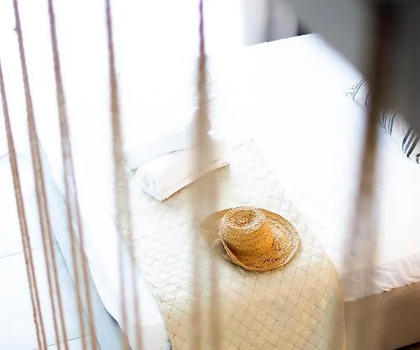 Sithon Diamond Daire